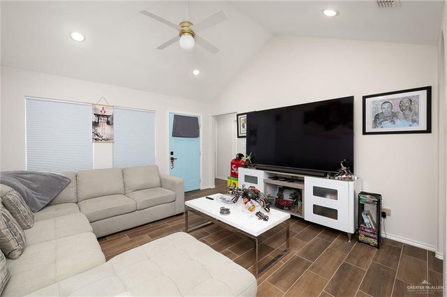 418 Chile Pequin Drive, Donna, TX 78537
