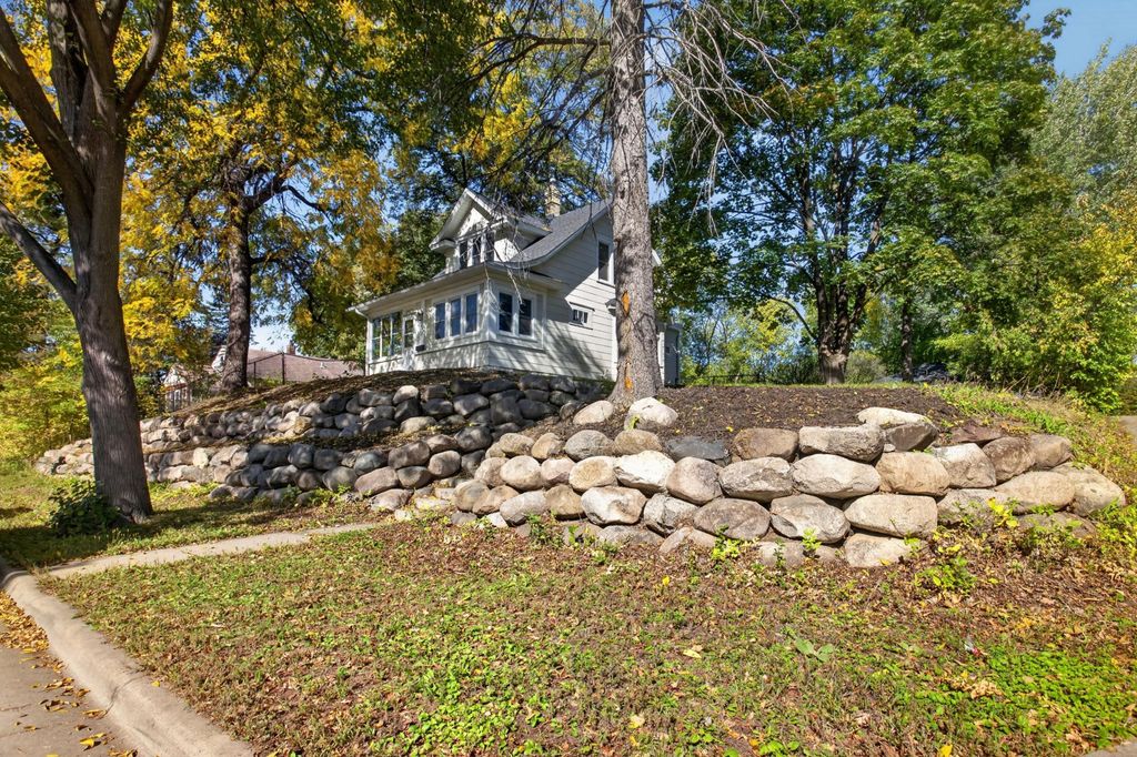 623 Iowa Avenue E, Saint Paul, MN 55130 — photo 2