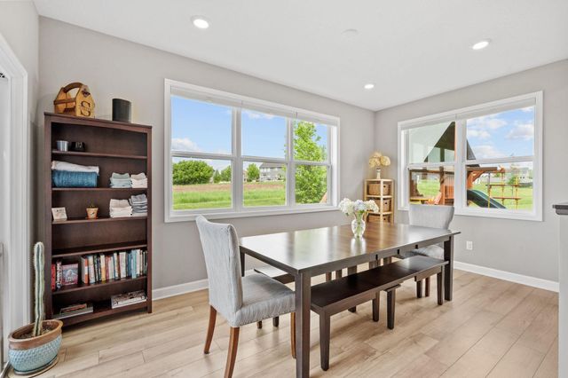 1578 Edgebrook Lane, Carver, MN 55315