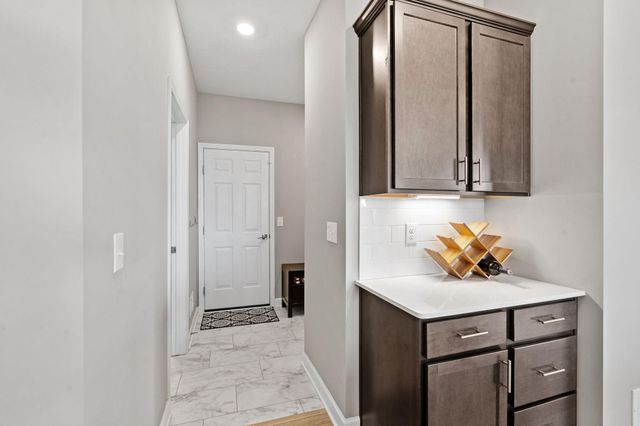 1578 Edgebrook Lane, Carver, MN 55315