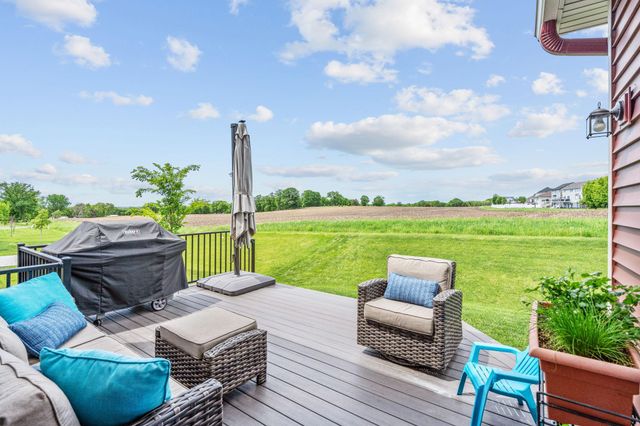 1578 Edgebrook Lane, Carver, MN 55315
