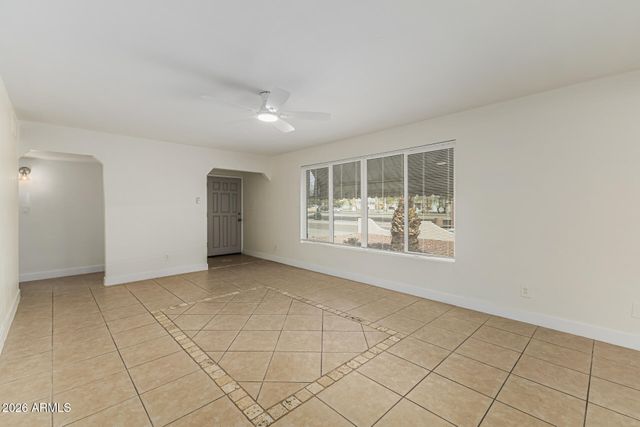 5620 N 19TH Avenue NW, Phoenix, AZ 85015