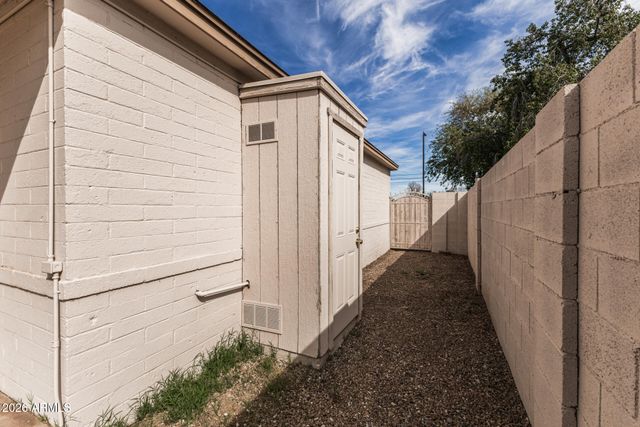 5620 N 19TH Avenue NW, Phoenix, AZ 85015