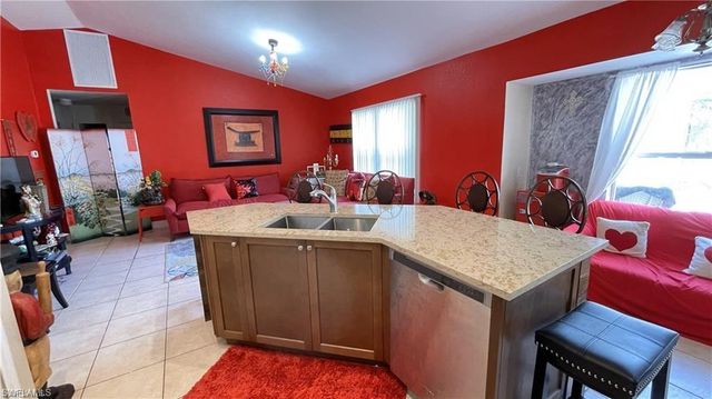 4205 27th AVE NE, Naples, FL 34120