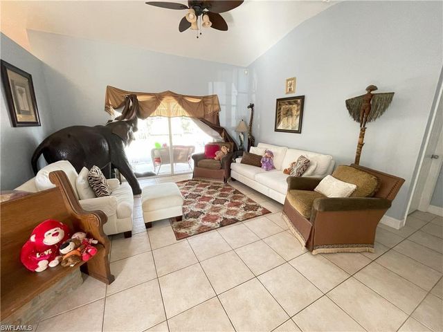 4205 27th AVE NE, Naples, FL 34120