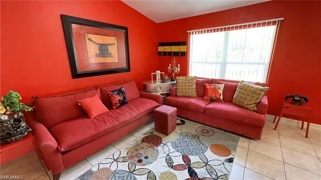 4205 27th AVE NE, Naples, FL 34120