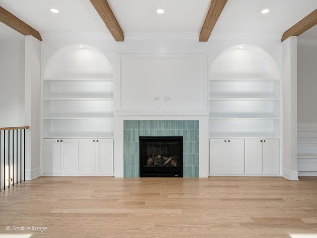 1619 W Summerdale Avenue, Chicago, IL 60640