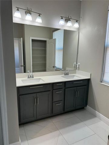 5300 PAVIA DRIVE, St Cloud, FL 34771