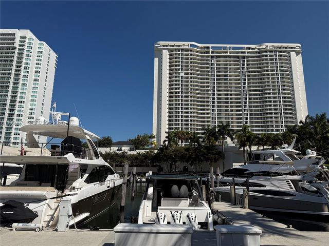 4000 Island Blvd 2402, Aventura, FL 33160
