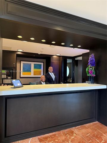 4000 Island Blvd 2402, Aventura, FL 33160