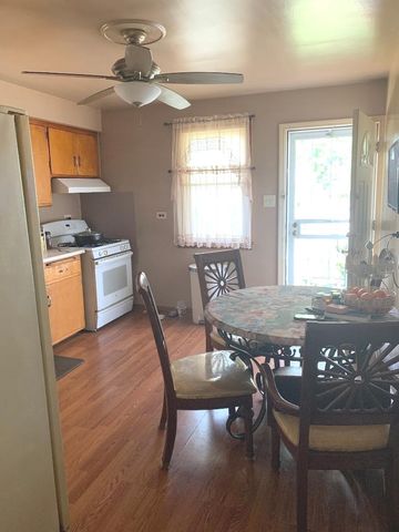 10632 S Avenue L, Chicago, IL 60617