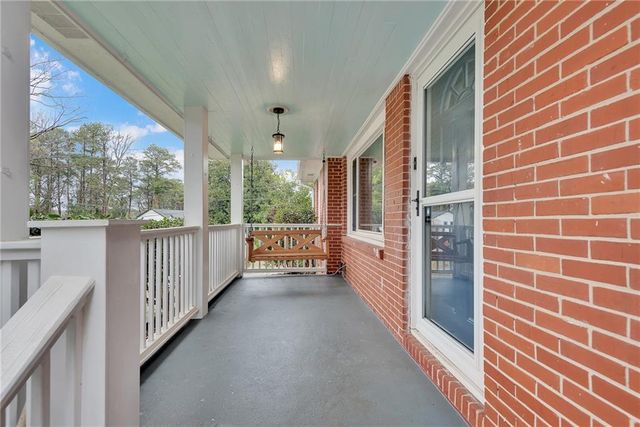 2015 E Camellia Drive, Decatur, GA 30032