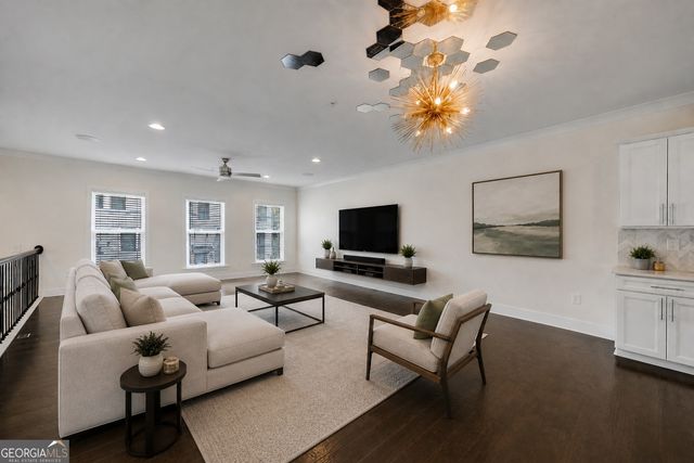 824 Stone Ridge Lane, Atlanta, GA 30324