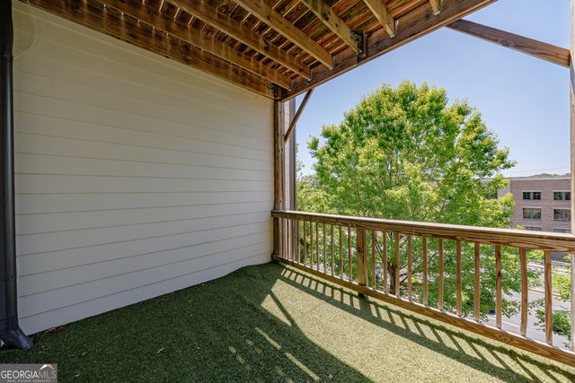 824 Stone Ridge Lane, Atlanta, GA 30324