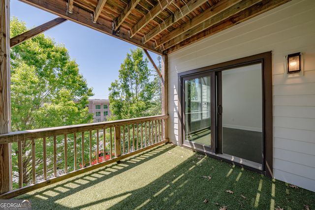 824 Stone Ridge Lane, Atlanta, GA 30324