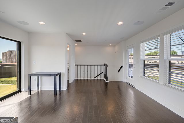 824 Stone Ridge Lane, Atlanta, GA 30324