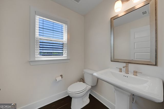 824 Stone Ridge Lane, Atlanta, GA 30324