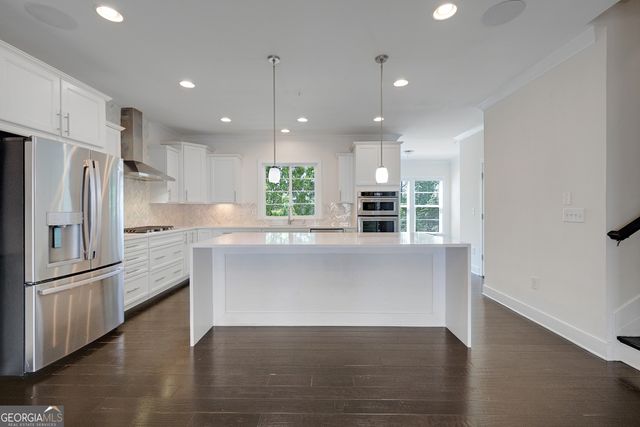 824 Stone Ridge Lane, Atlanta, GA 30324