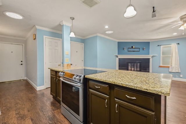 5517 Baker Drive, The Colony, TX 75056