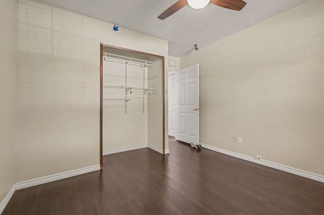 5517 Baker Drive, The Colony, TX 75056