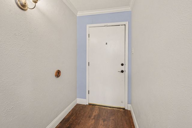 5517 Baker Drive, The Colony, TX 75056