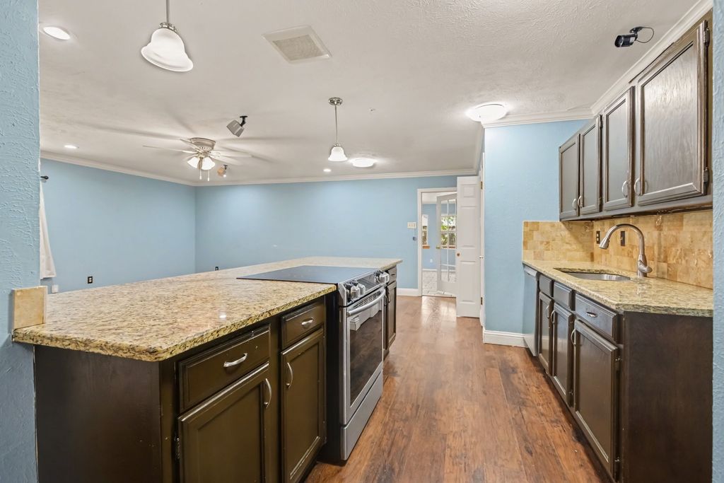 5517 Baker Drive, The Colony, TX 75056 — photo 5
