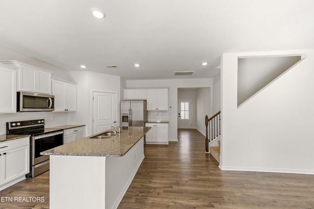 557 Cliff Street, Morristown, TN 37814