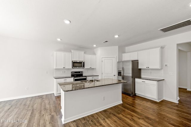 557 Cliff Street, Morristown, TN 37814