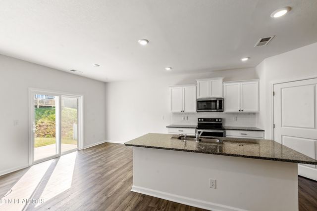 557 Cliff Street, Morristown, TN 37814