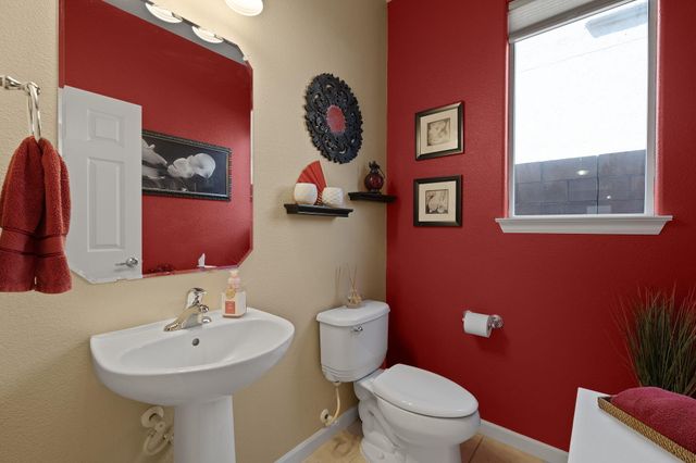 213 PASEO VISTA Loop NE, Rio Rancho, NM 87124