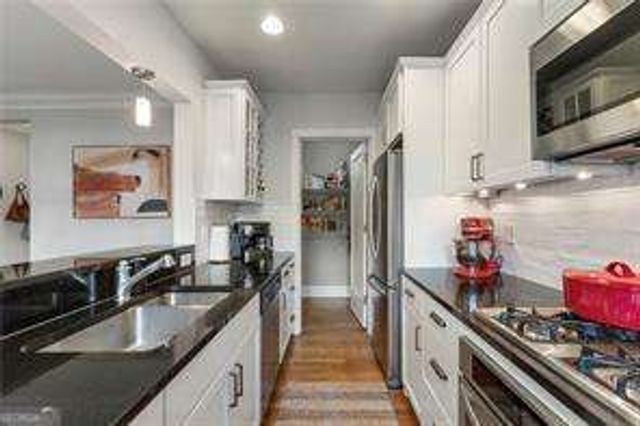 2 Collier Road NW 9, Atlanta, GA 30309