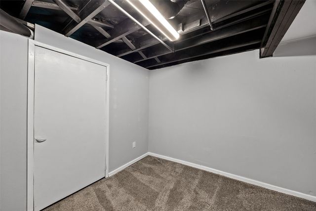 3030 O Avenue NW, Cedar Rapids, IA 52405