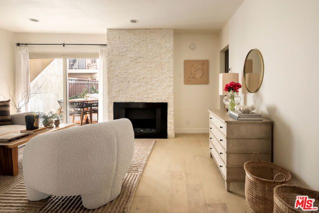 141 S Clark Drive 216, West Hollywood, CA 90048