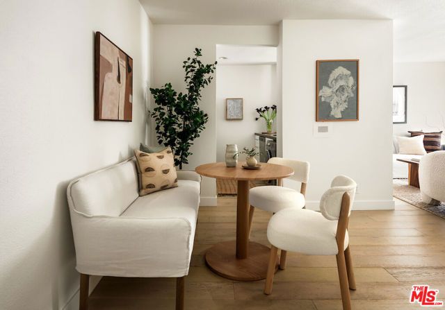 141 S Clark Drive 216, West Hollywood, CA 90048