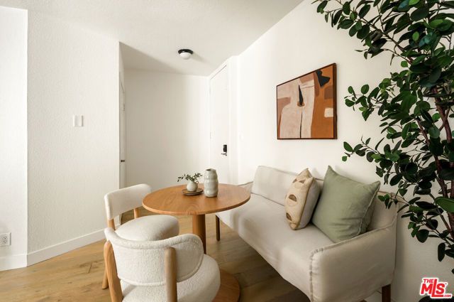 141 S Clark Drive 216, West Hollywood, CA 90048