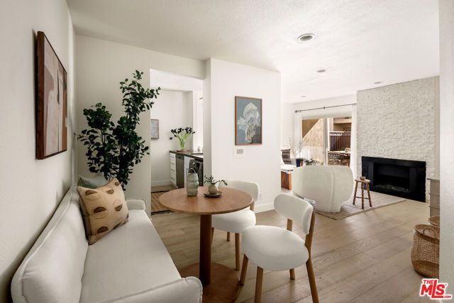 141 S Clark Drive 216, West Hollywood, CA 90048