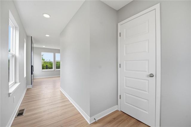 808 Glenn Circle, Raymore, MO 64083