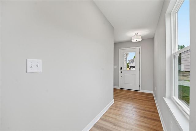 808 Glenn Circle, Raymore, MO 64083