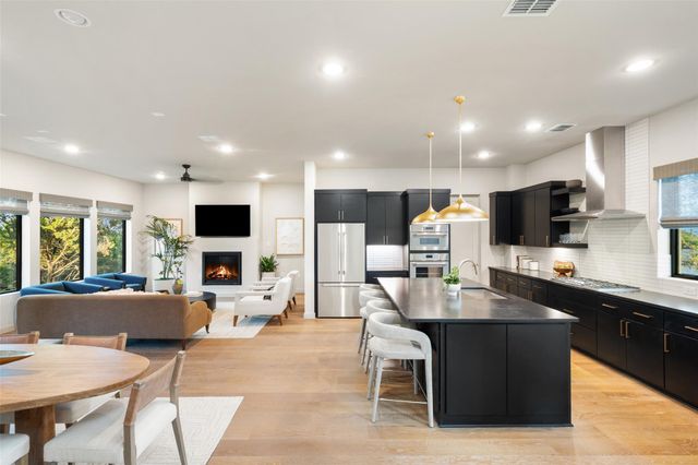 9803 Ribelin Ranch CT 7, Austin, TX 78750