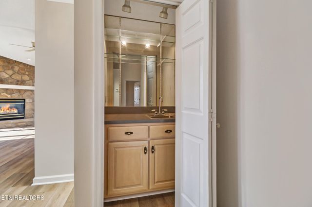 107 Walden Ridge Drive, Crossville, TN 38558