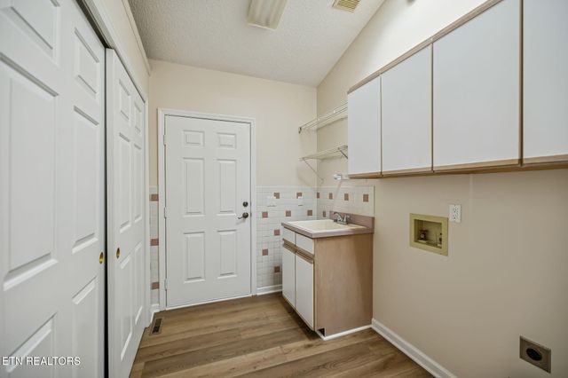 107 Walden Ridge Drive, Crossville, TN 38558