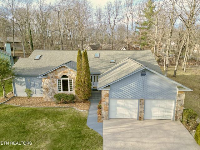 107 Walden Ridge Drive, Crossville, TN 38558