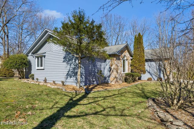 107 Walden Ridge Drive, Crossville, TN 38558