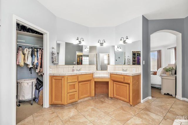 1902 Belinda Street, Bakersfield, CA 93314