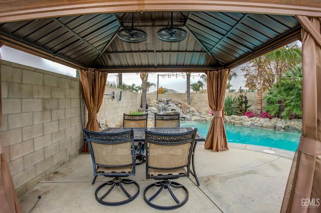 1902 Belinda Street, Bakersfield, CA 93314