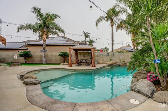 1902 Belinda Street, Bakersfield, CA 93314