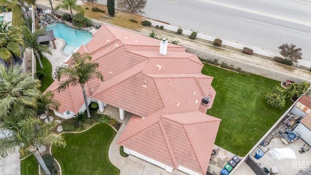 1902 Belinda Street, Bakersfield, CA 93314