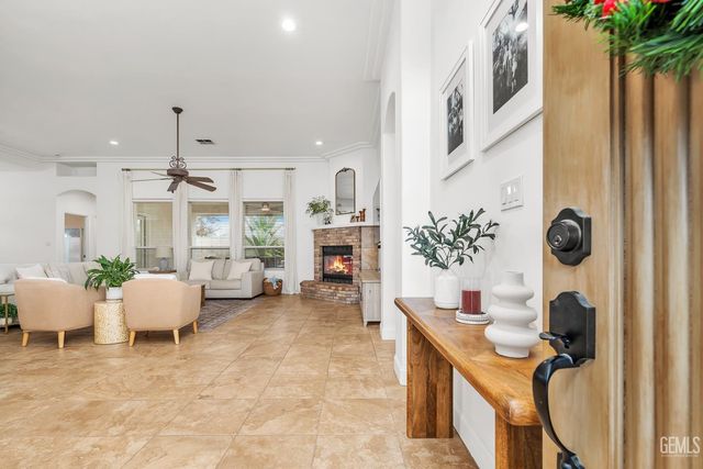 1902 Belinda Street, Bakersfield, CA 93314