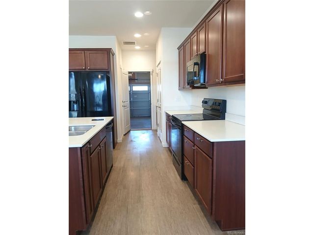 9730 Clermont Ln, Thornton, CO 80229