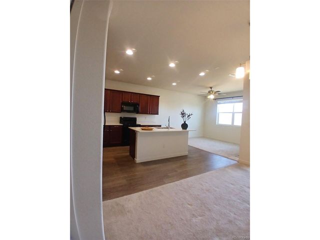 9730 Clermont Ln, Thornton, CO 80229